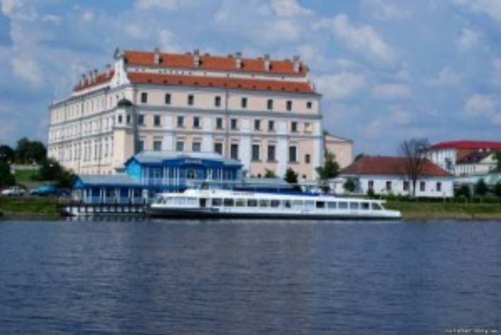 Пінскі касцёл і калегіум езуітаў