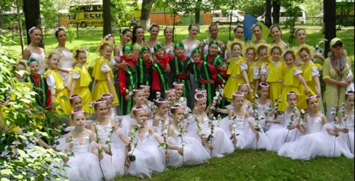 Магілёўскі ўзорны харэаграфічны ансамбль "Вяснушкі"