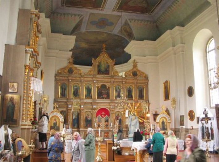 Крыніца ілюстрацыі: http://pravoslavie.by/hram/g-p-ruzhany-hram-vo-imja-svv-app-petra-i-pavla-1675