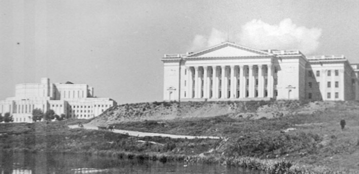 Крыніца ілюстрацыі: http://www.bsc.by/story/k-100-letiyu-valentina-ivanovicha-guseva